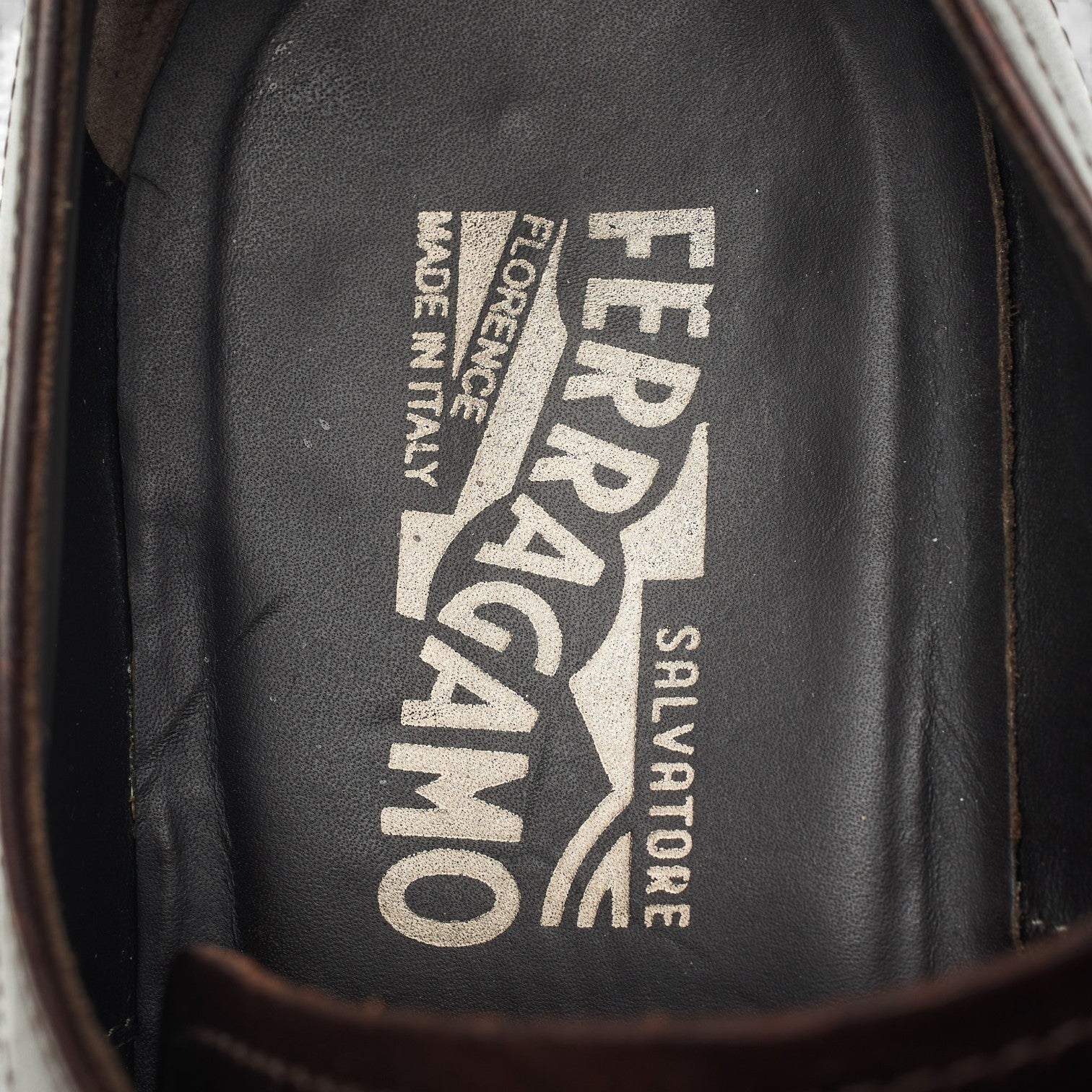Salvatore Ferragamo derby tablier cuir marron UK 10.5 EE
