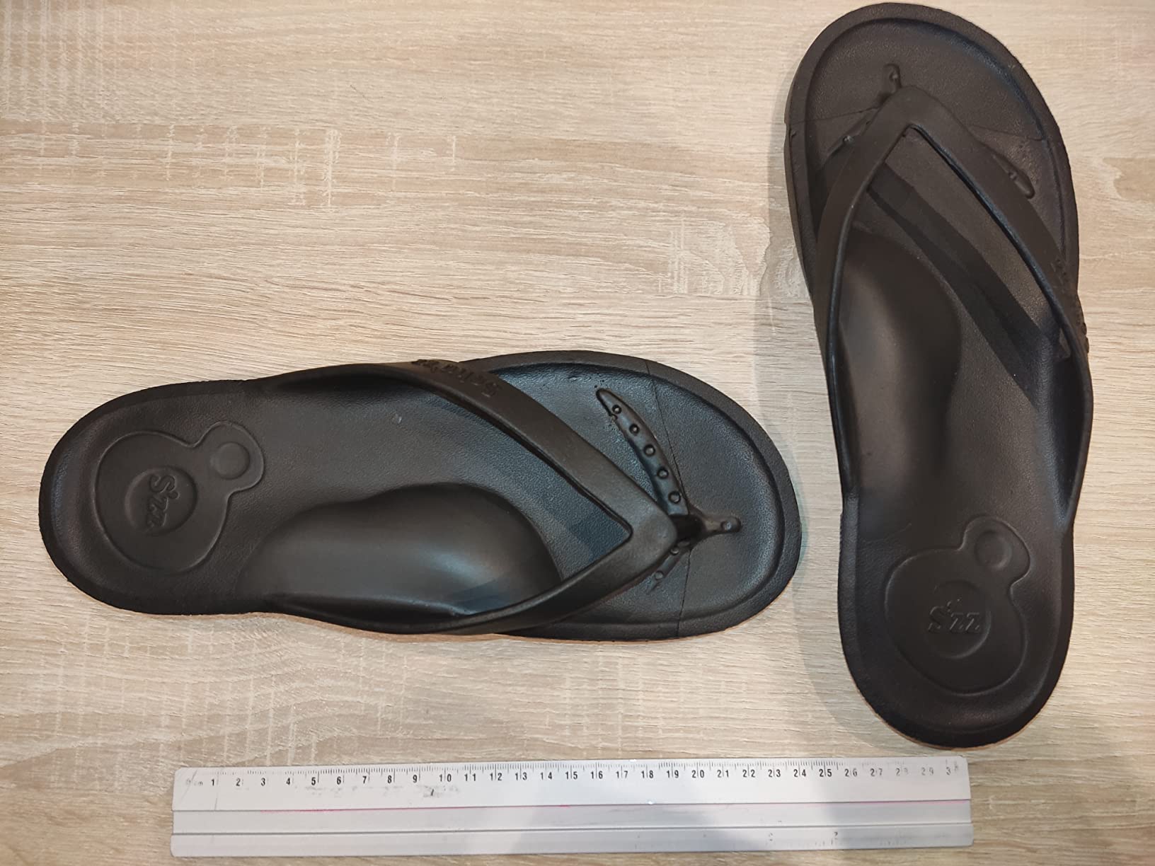 Schu'zz Tong Homme EVA Ergonomique Confort