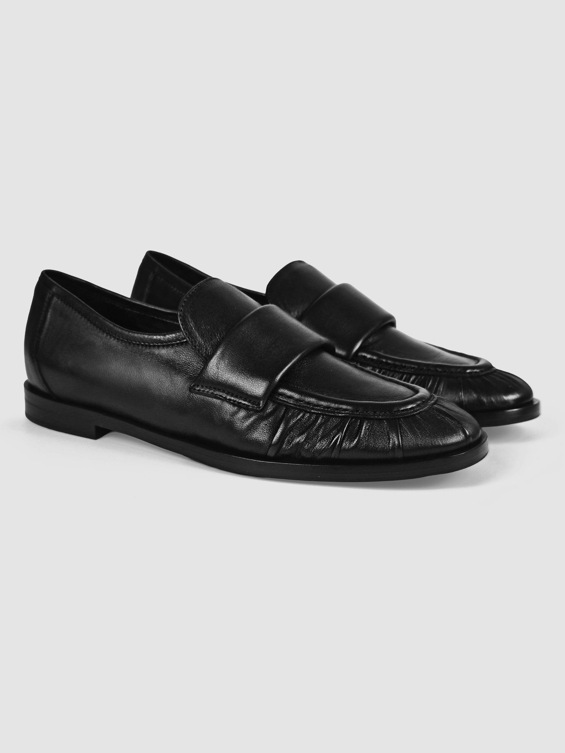 Lorena Paggi mocassins nappa noir cuir