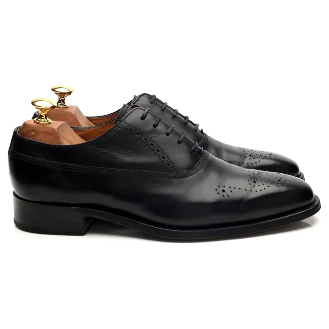 Barker richelieu cuir noir médaillon pointure UK 6,5
