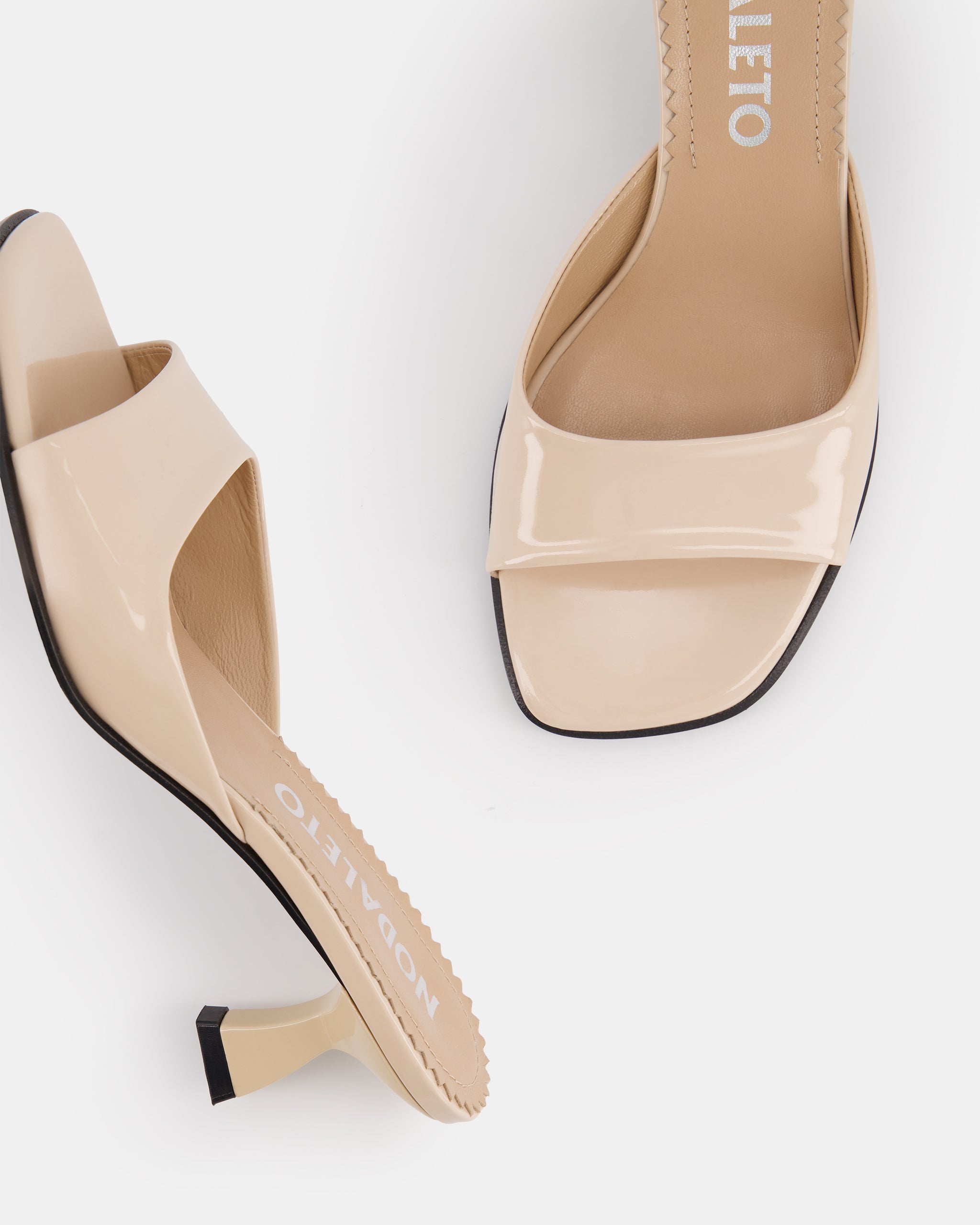 Nodaleto Dona Reese mules Moonlight Patent verni talon 5 cm