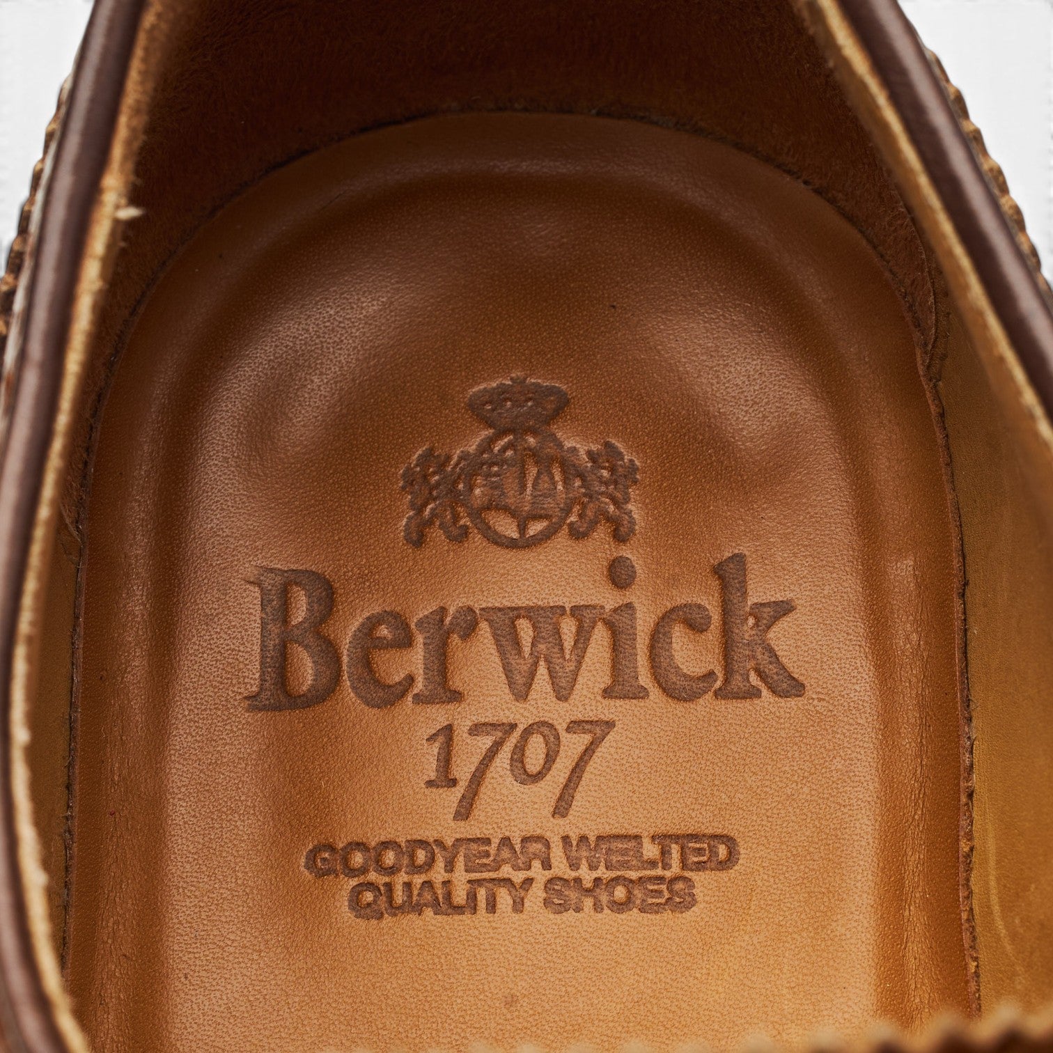 Berwick 4170 derby brogue cuir marron UK 8 grainé