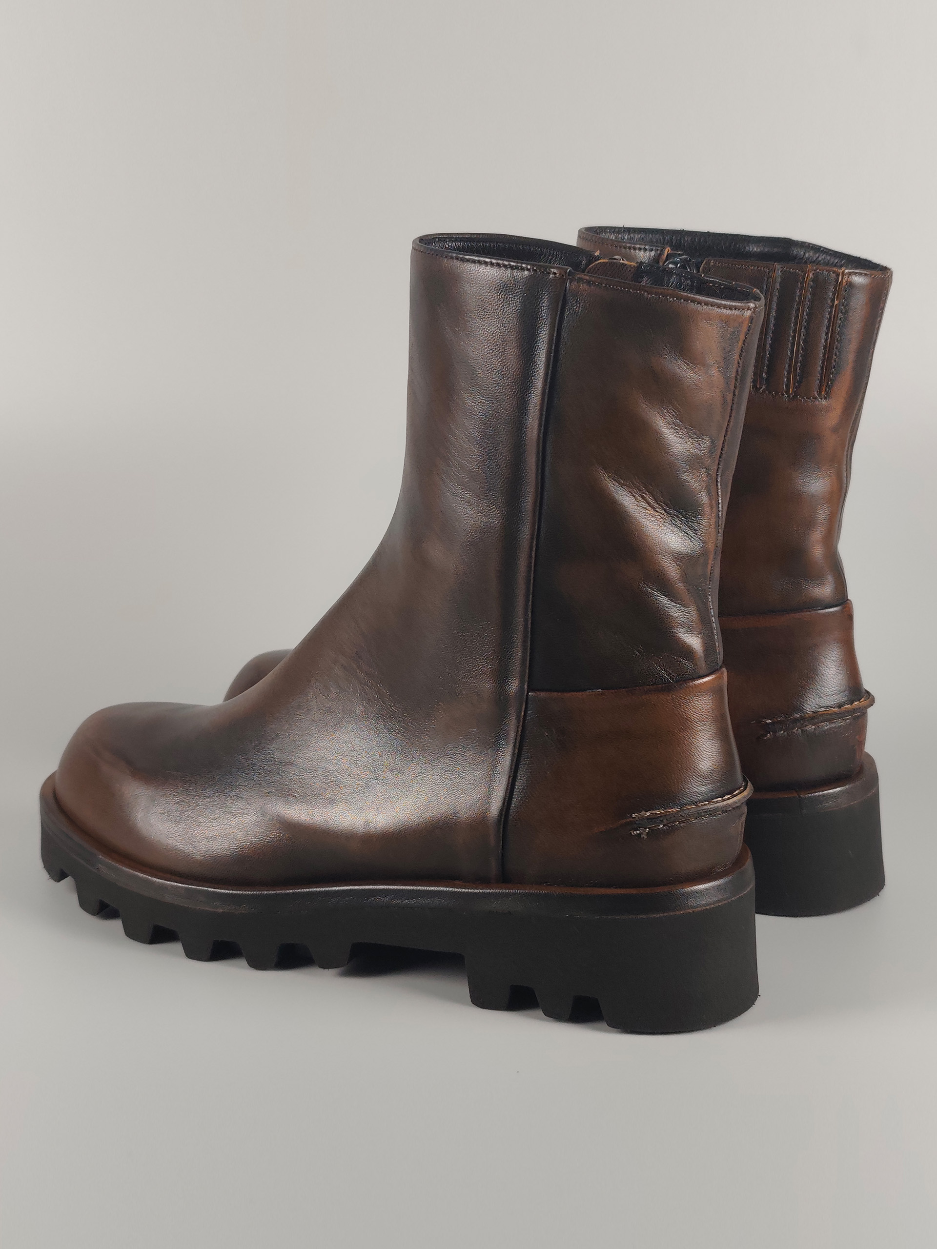 Lorena Paggi Glove Cuir bottine marron