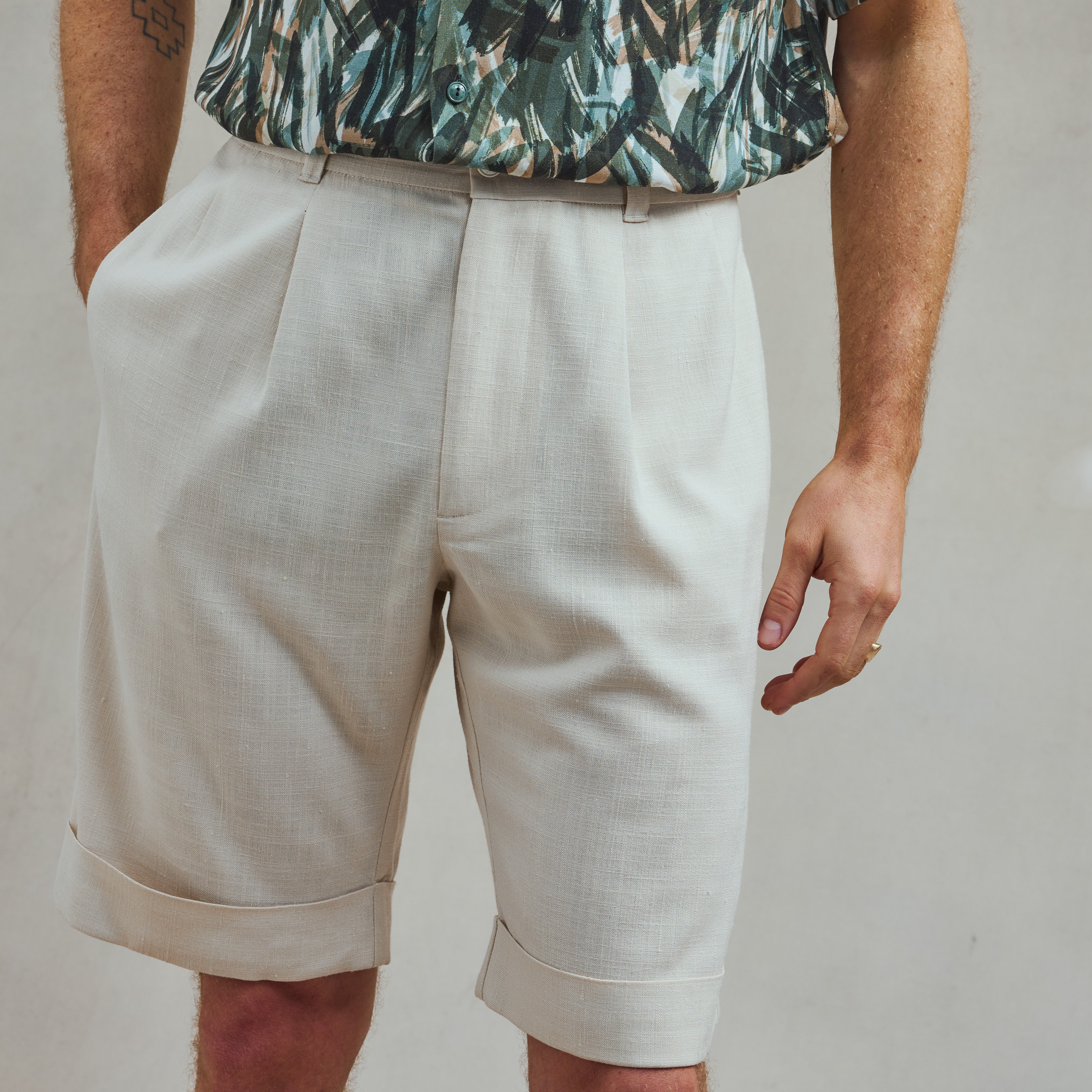 Rivieras Sorso short droit beige à plis