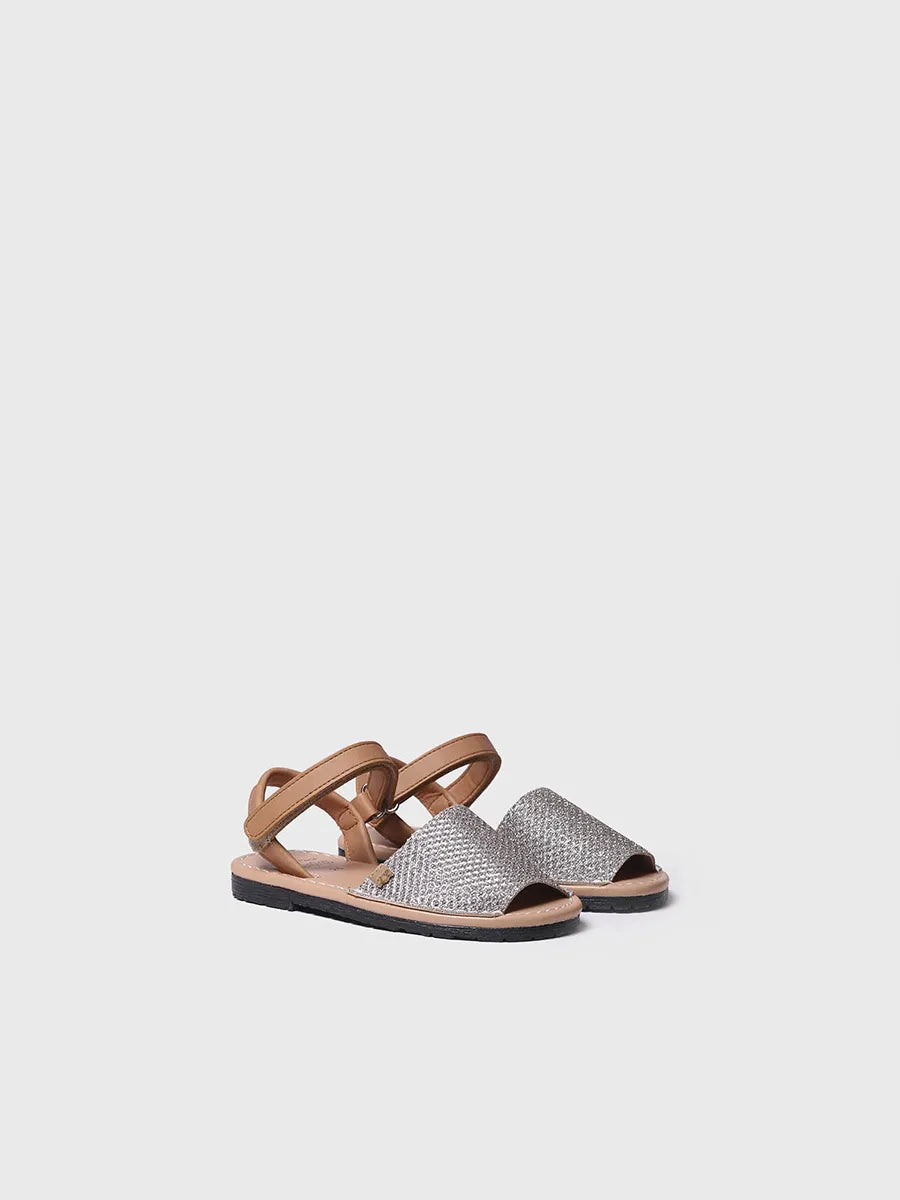 Toni Pons Cova-S minorquines fille brillantes platino