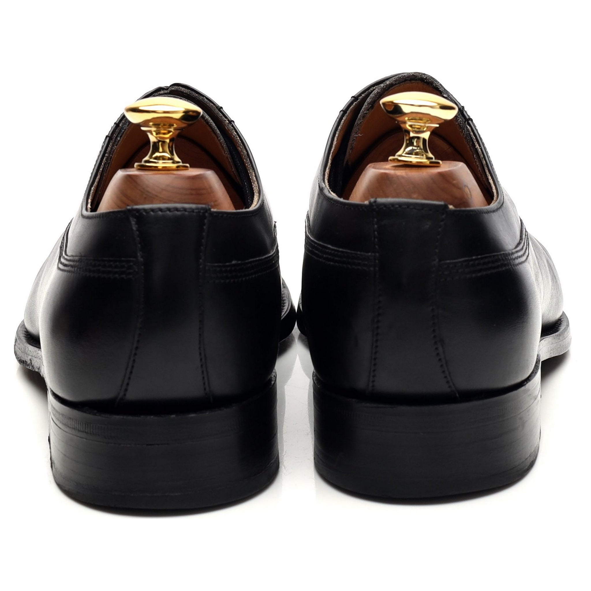 Barker richelieu cuir noir médaillon pointure UK 6,5