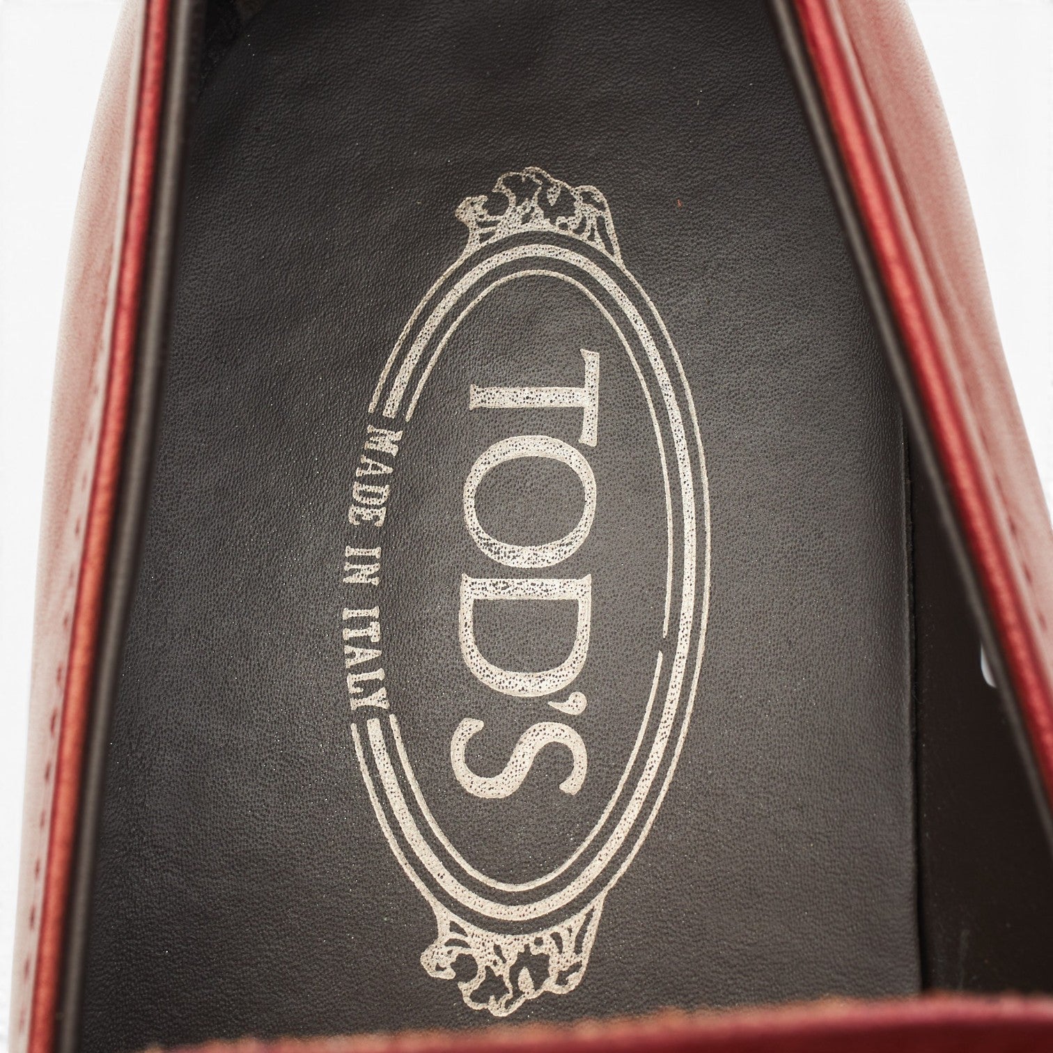 Tod's mocassins cuir rouge UK 7.5 semelle cuir Italie
