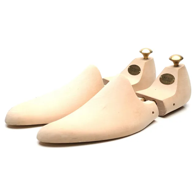 Crockett & Jones embauchoirs bois 10
