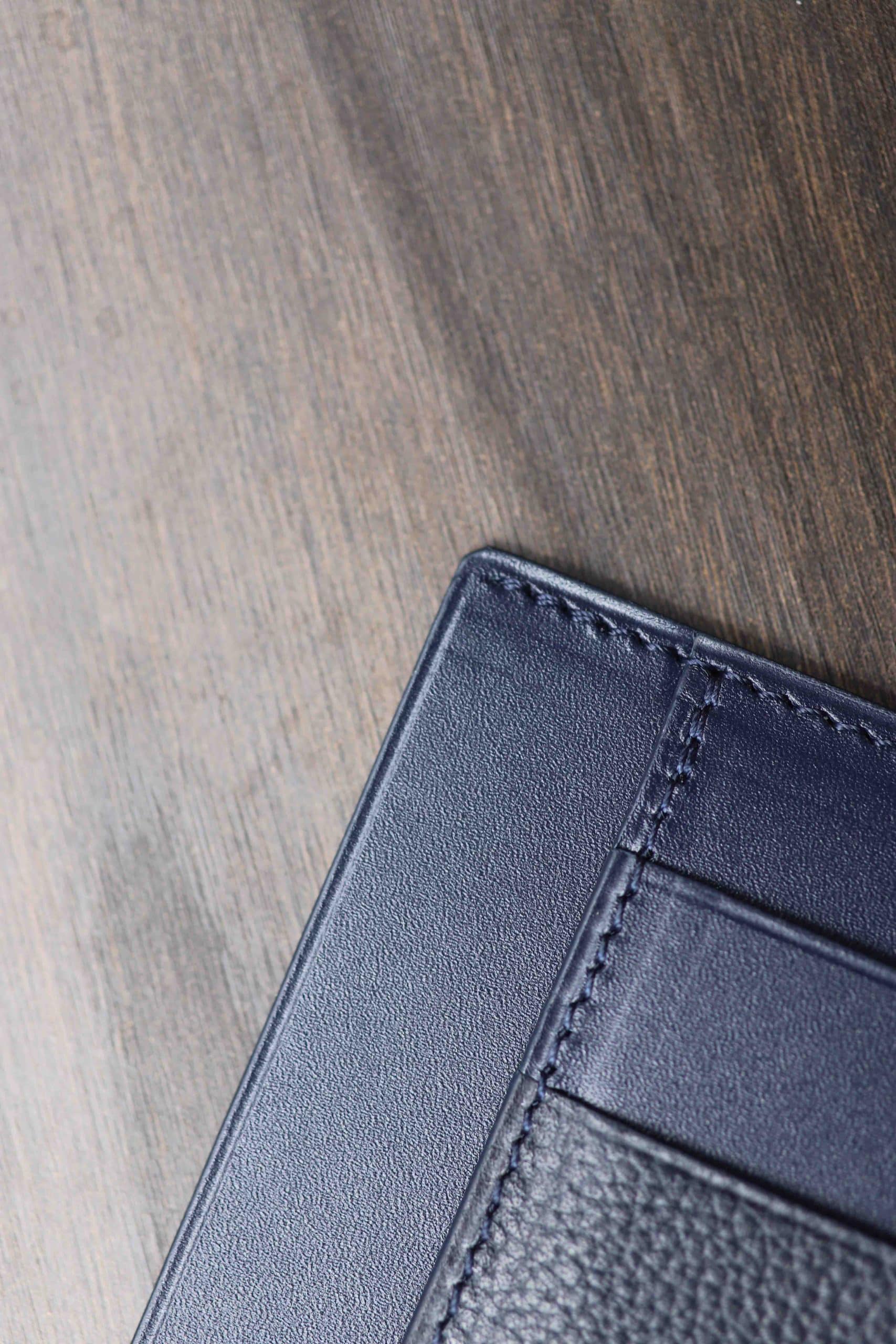 Malfroid porte-cartes cuir bleu marine