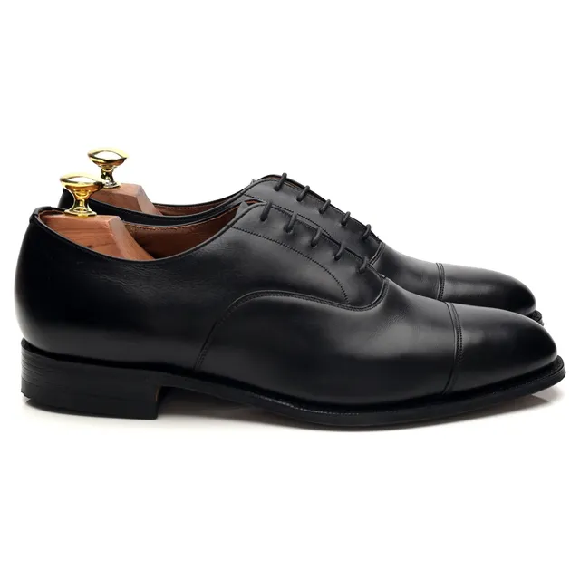 Richelieu Church's bout droit cuir noir pointure UK 7