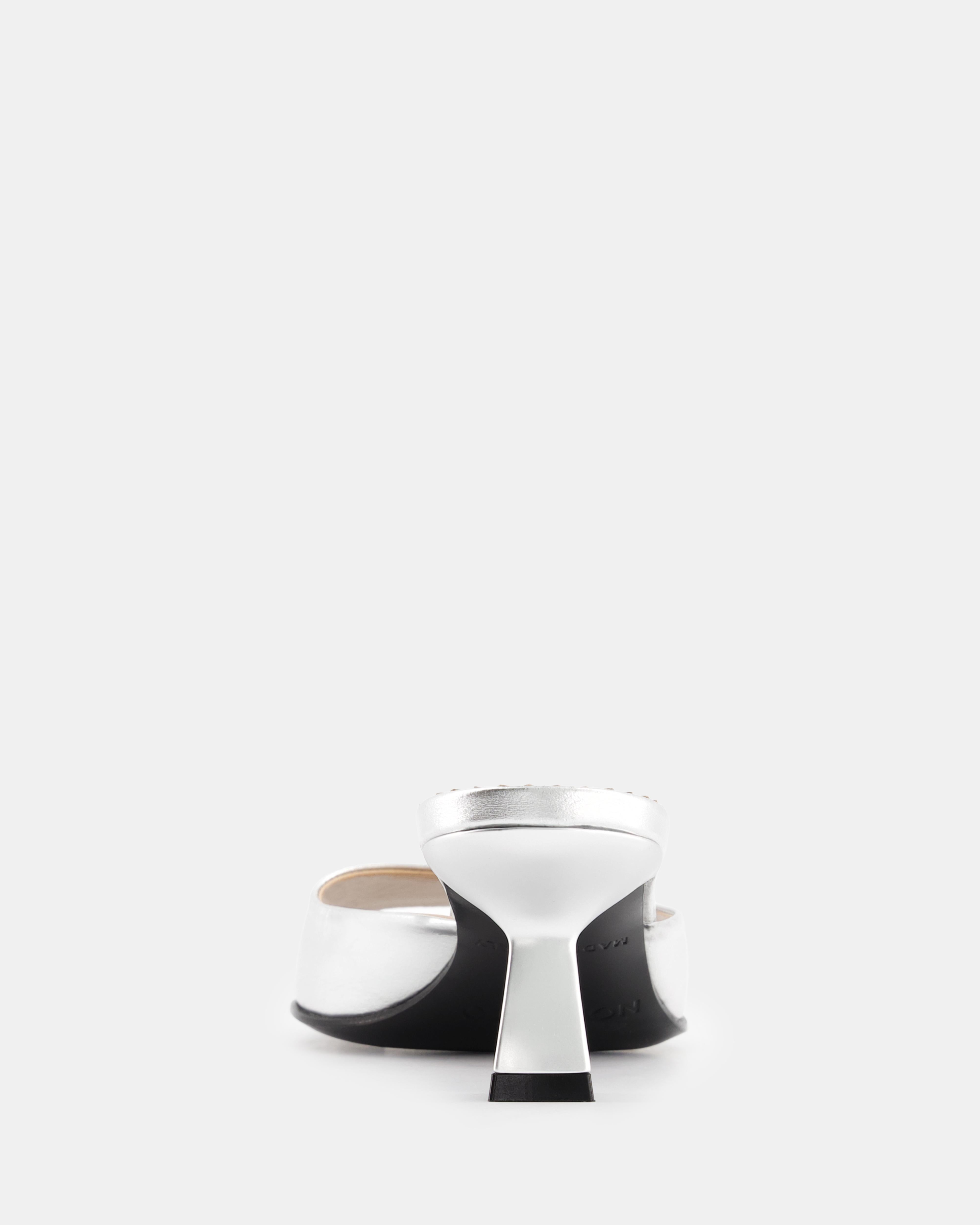 Nodaleto Dona Reese mules argent craquelé talon 5 cm
