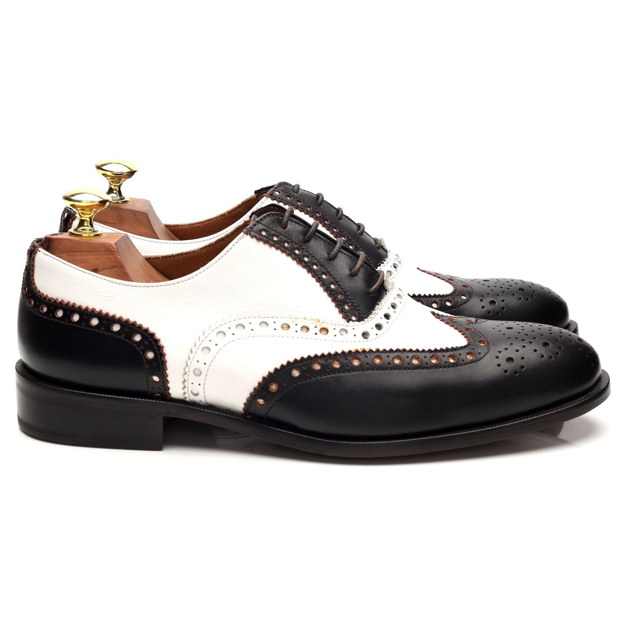 Shipton & Heneage Astaire richelieu cuir noir blanc 7.5