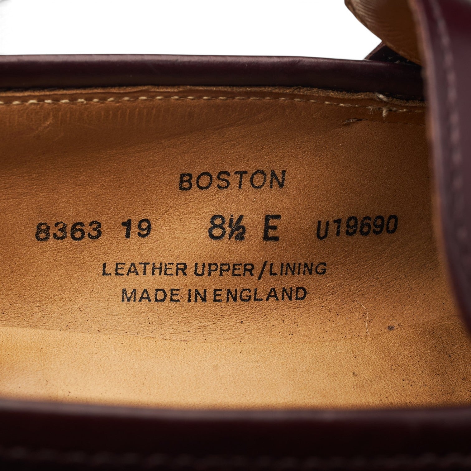 Crockett & Jones Boston mocassins cuir bordeaux UK 8.5