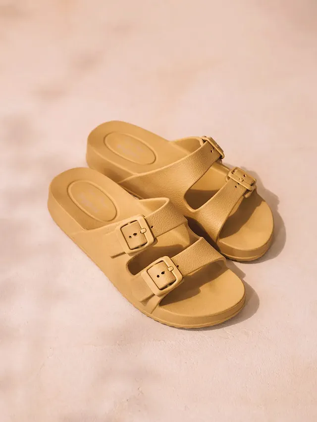 Toni Pons Creta sandales caoutchouc ocre boucles 3 cm