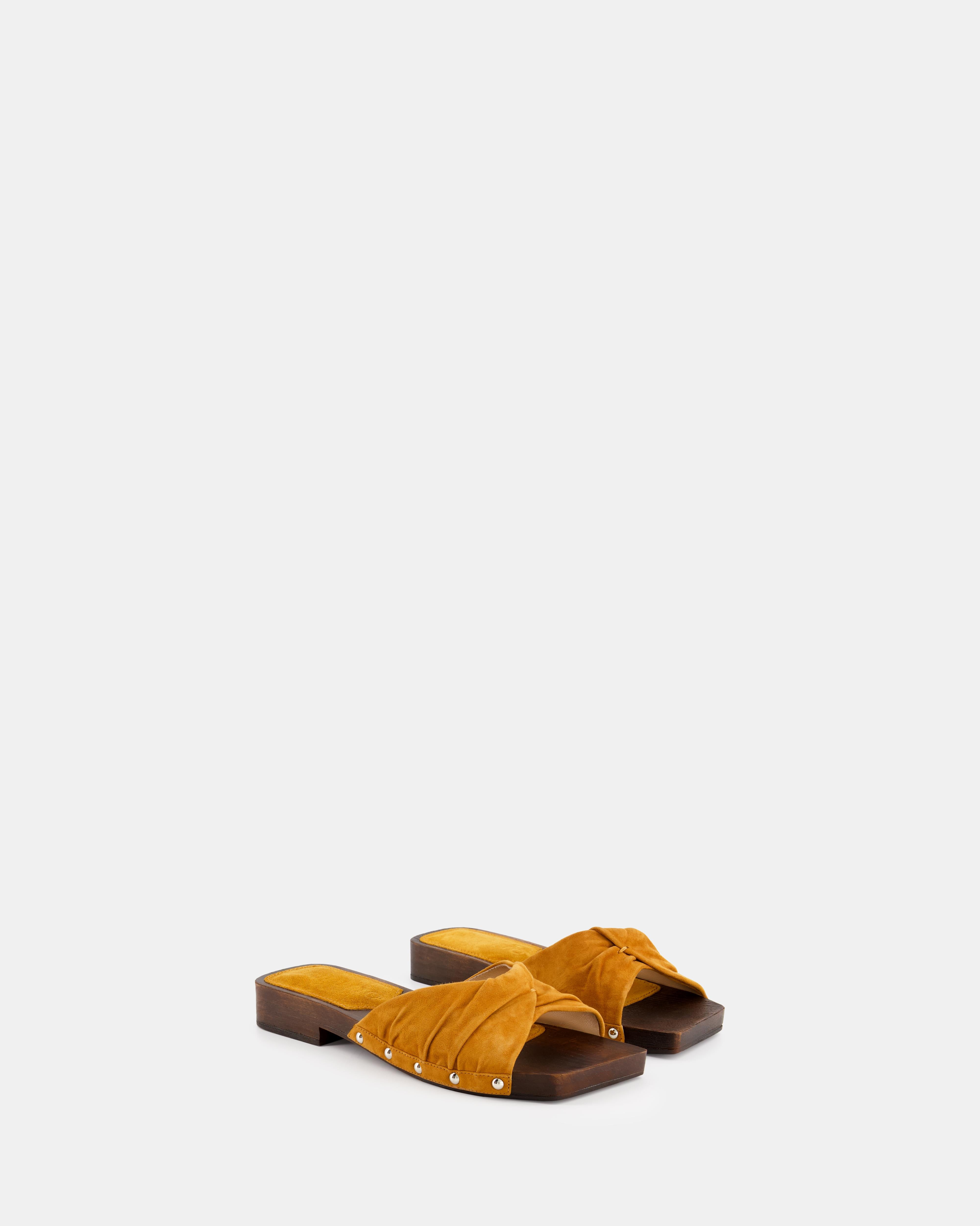 Nodaleto Bulla Mellow Flat Clog mules Sunlight Suede cuir
