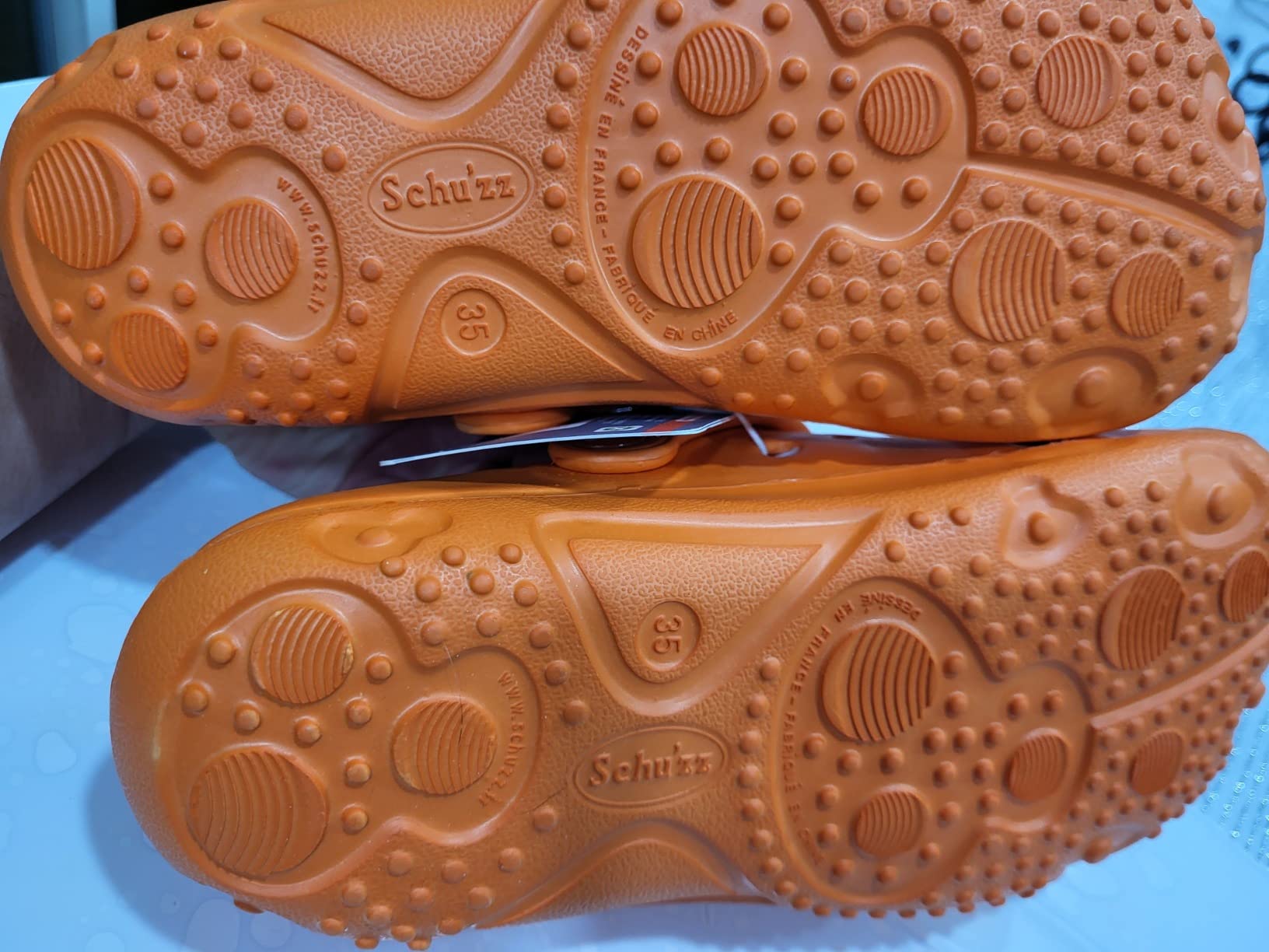 Schu'zz Globule sabot enfant plastique uni