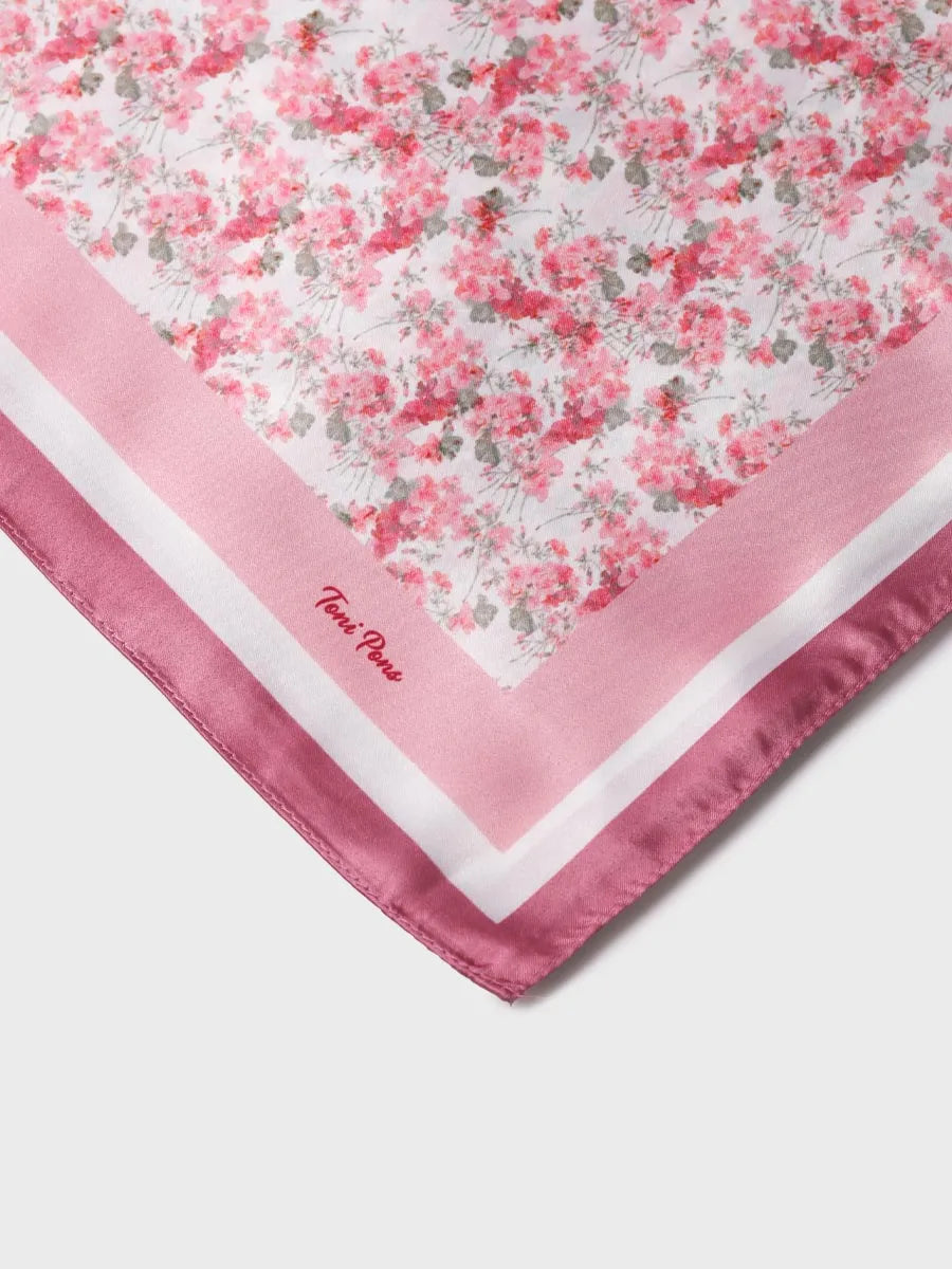 Toni Pons Faustina carré soie fleurs roses