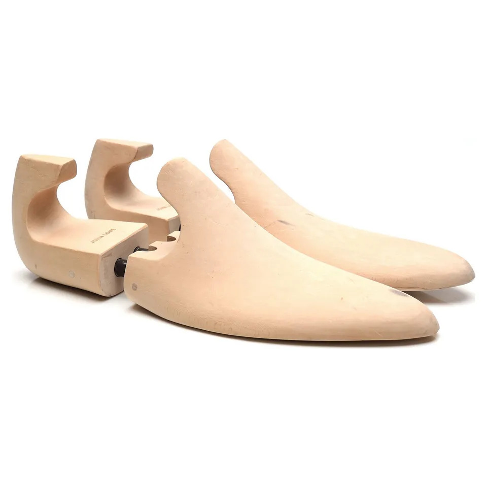 John Lobb embauchoirs bois pointure UK 10 tilleul