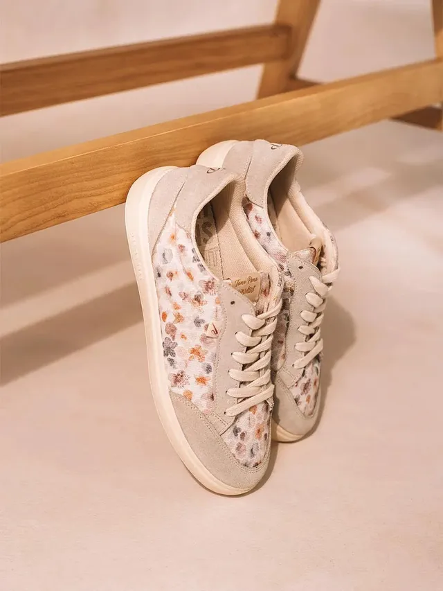 Toni Pons Ilda baskets femme toile fleurs écru
