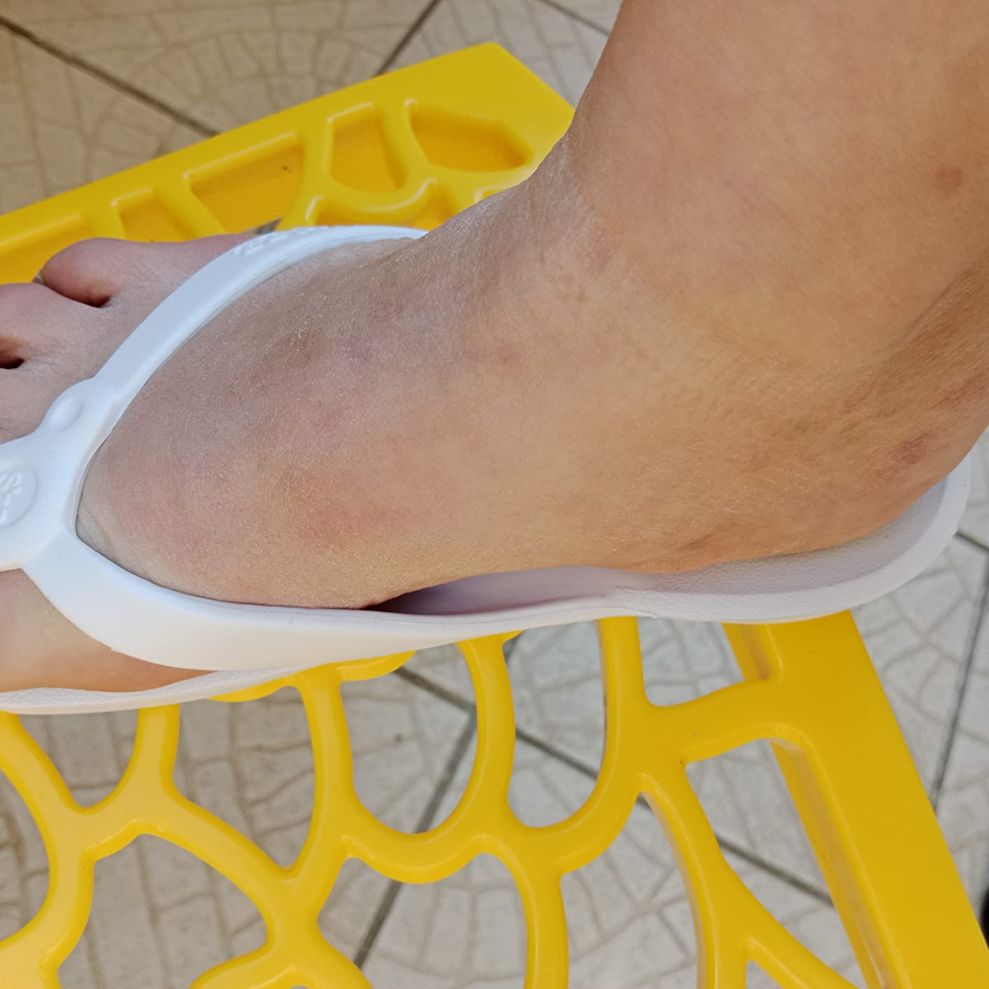 Schu'zz Tong Tongs Femme EVA Antidérapantes