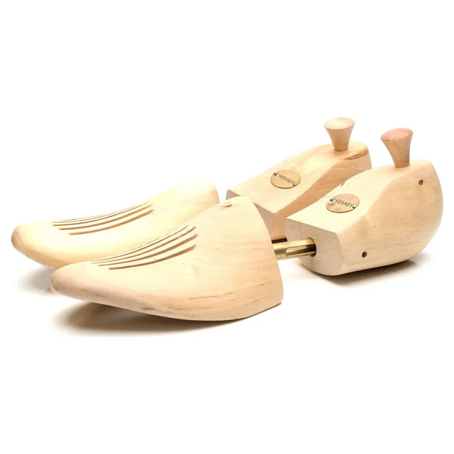 Cheaney embauchoirs bois naturel UK 8-9