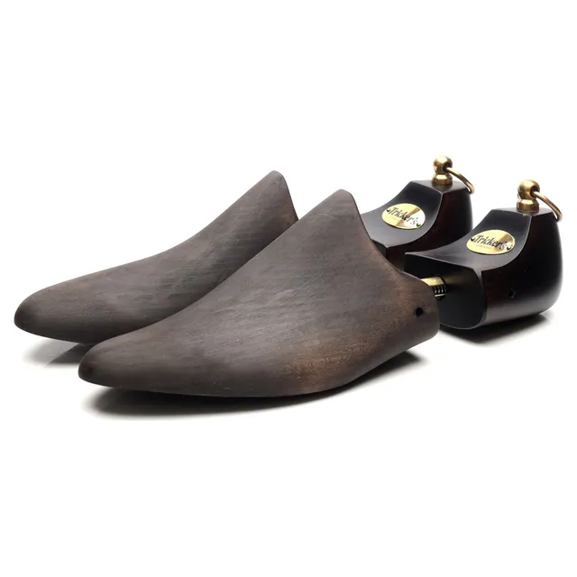 Tricker's embauchoirs bois UK 7 cèdre