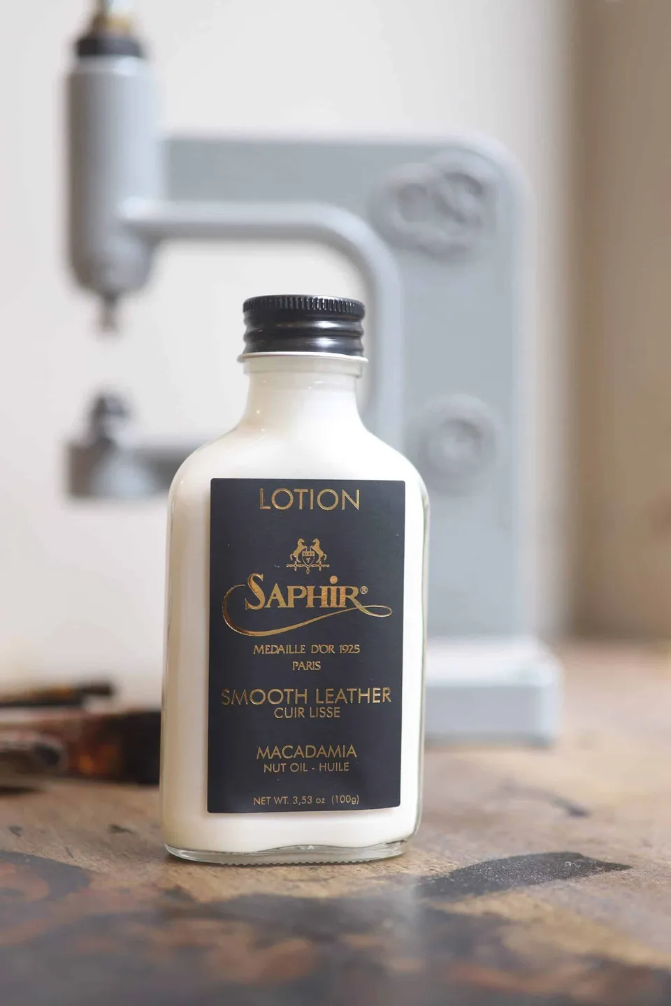 Saphir Médaille d'Or 1925 lotion cuir 100 ml
