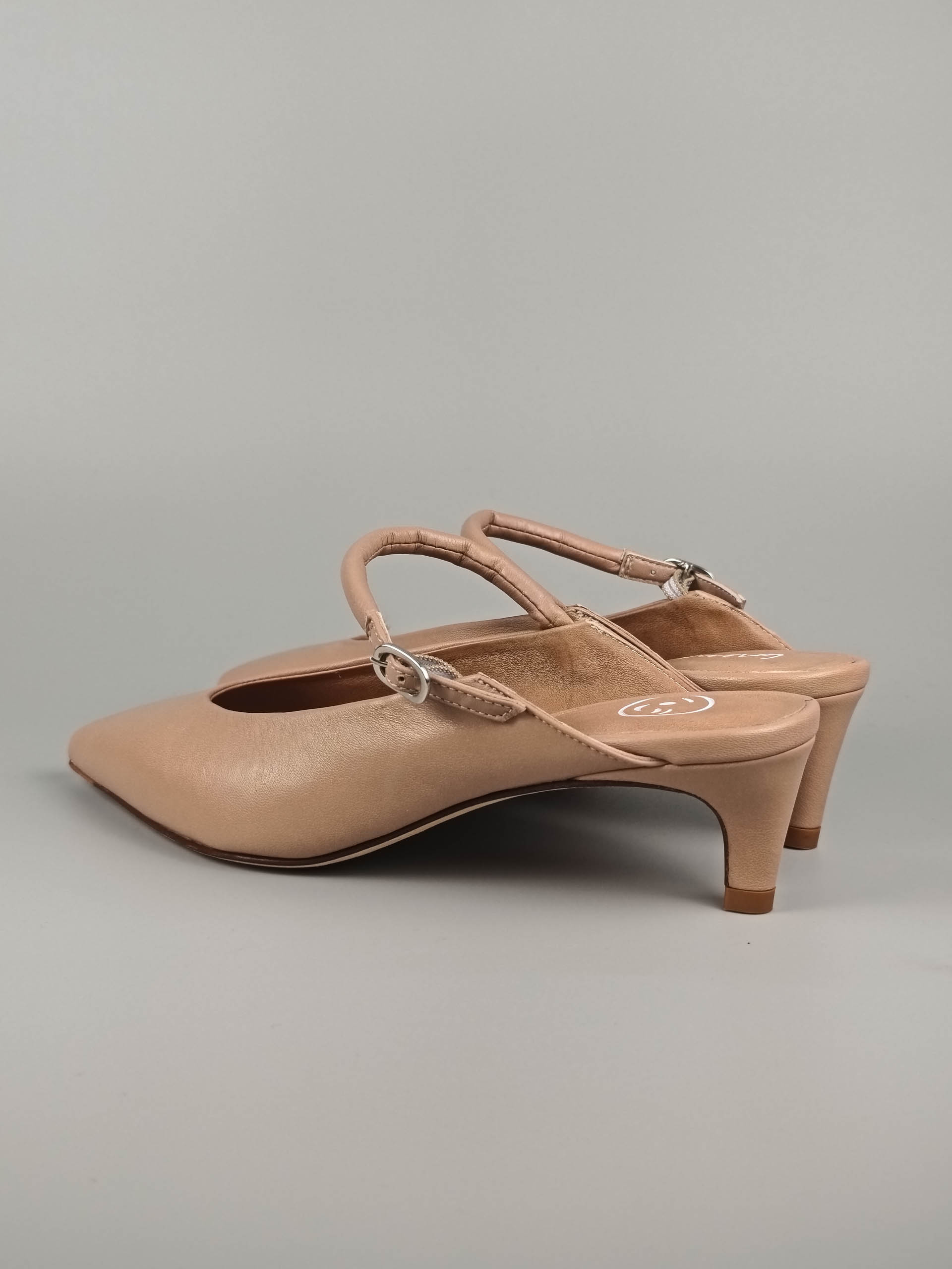 Lorena Paggi Nappa sabot cuir sable